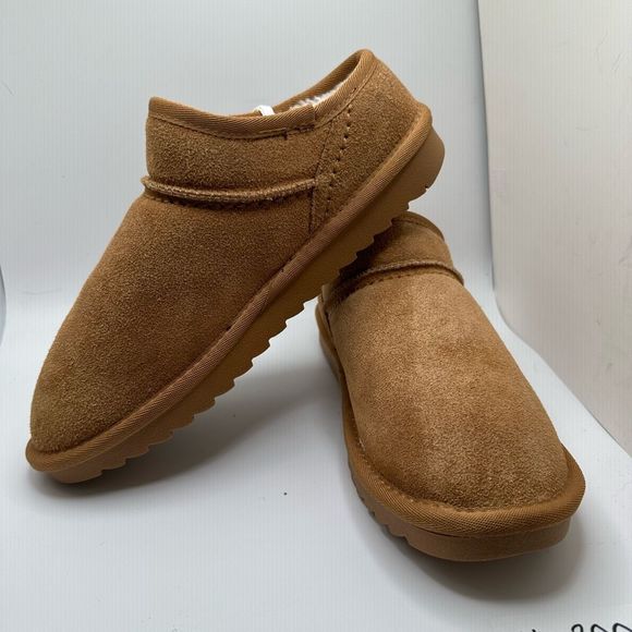 CUSHIONAIRE Women's Faux Shearling Genuine Suede cozy mule slippers +Memory Foam - Picture 7 of 7